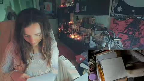 Lisa online show from 12-20-24, 10:11