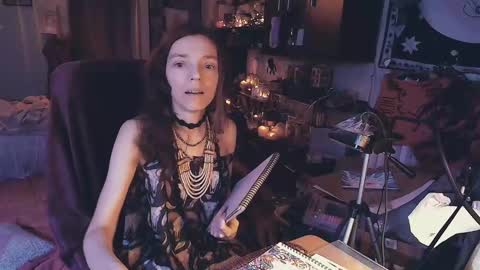 Lisa online show from 12-28-24, 10:55