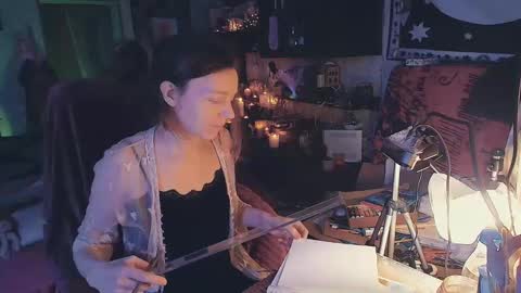 Lisa online show from 01-26-25, 09:51