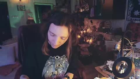 Lisa online show from 02-15-25, 08:33