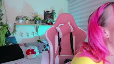 Yeyis  online show from 04-18-26, 02:59