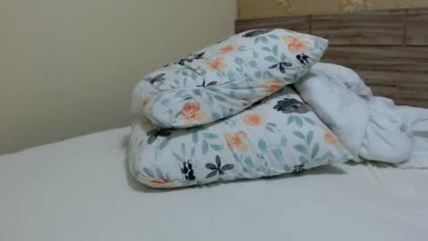 Baby Couple online show from 07-28-26, 08:34