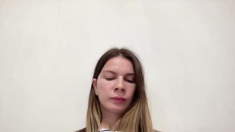 Snapshot of selamiyaa chatting on 03-30-26, 11:22 selamiyaa online show from 03-30-26, 11:22