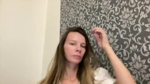 Snapshot of selamiyaa chatting on 07-19-26, 05:16 selamiyaa online show from 07-19-26, 05:16
