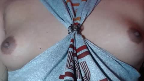 Snapshot of selda_ chatting on 02-18-25, 02:27 Selda online show from 02-18-25, 02:27