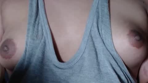 Snapshot of selda_ chatting on 02-28-25, 07:05 Selda online show from 02-28-25, 07:05