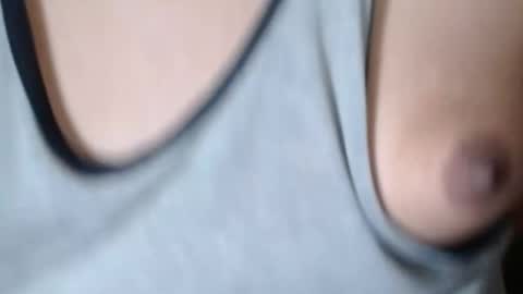 Snapshot of selda_ chatting on 05-25-26, 01:33 Selda online show from 05-25-26, 01:33