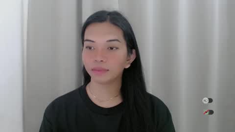 Selena online show from 01-04-25, 09:00