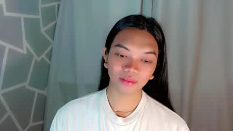 Selena online show from 03-15-26, 11:55