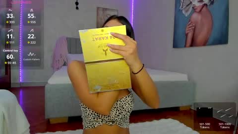 Snapshot of selena_reeves chatting on 04-29-26, 05:55 Selena online show from 04-29-26, 05:55