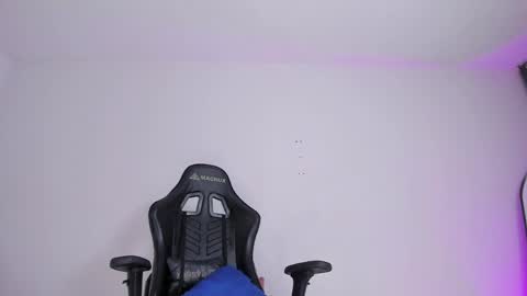 selena roberts online show from 04-07-26, 01:17