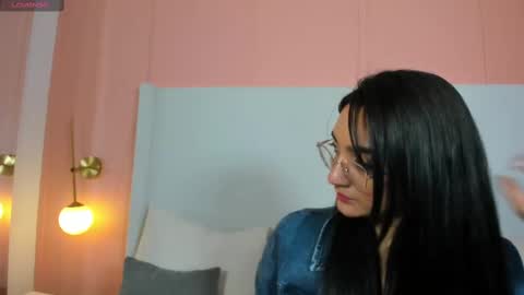 Snapshot of selena_rous chatting on 09-12-25, 12:05 Selena Rous online show from 09-12-25, 12:05