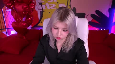 selenairis online show from 03-10-25, 05:18