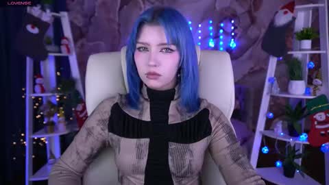 selenairis online show from 12-22-25, 09:45