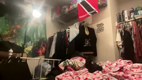 selenaprincess2 online show from 10-17-25, 04:26