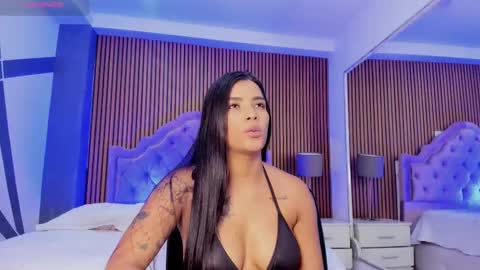 selenastonne online show from 09-13-25, 07:46