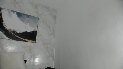 Snapshot of selene_moon12 chatting on 04-27-26, 04:27 selene_moon12 online show from 04-27-26, 04:27