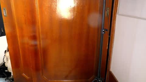Snapshot of selene_moretti chatting on 06-07-26, 01:04 selene online show from 06-07-26, 01:04