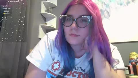 Snapshot of selenebaby chatting on 11-11-25, 11:38 Selene online show from 11-11-25, 11:38