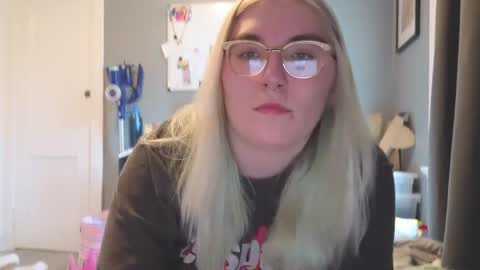 Selene online show from 03-17-26, 07:50