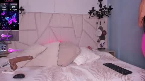 Selenee online show from 02-01-25, 03:39