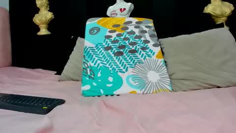 selene online show from 02-14-26, 06:37