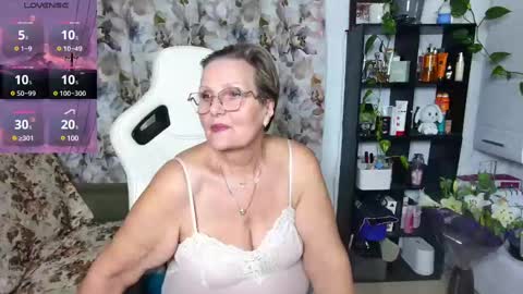 Selenna online show from 12-01-24, 06:19