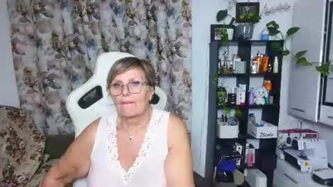 Selenna online show from 12-17-24, 04:12