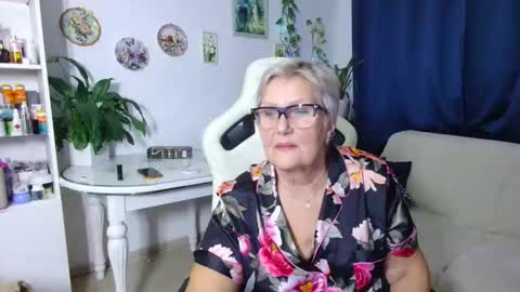 Selenna online show from 12-02-25, 06:14