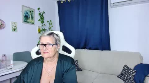 Selenna online show from 01-11-26, 06:57