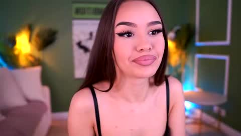 Snapshot of selennevoss chatting on 07-24-26, 08:34 Selenne online show from 07-24-26, 08:34