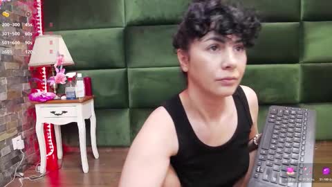 Selen online show from 11-16-25, 07:52