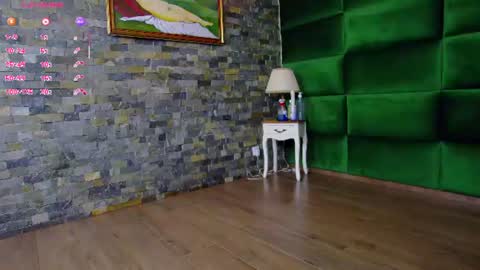 Snapshot of selensummer chatting on 06-19-26, 04:06 Selen online show from 06-19-26, 04:06