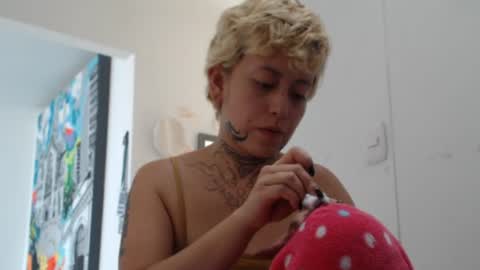 Snapshot of seley222 chatting on 06-23-26, 07:12 Ask me online show from 06-23-26, 07:12