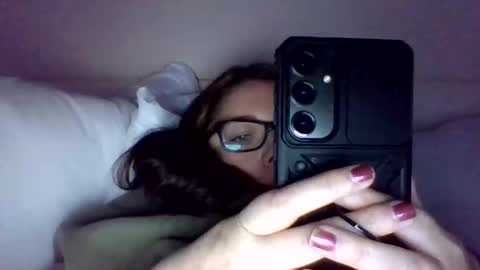 Snapshot of selfcaregirl chatting on 05-02-26, 04:06 Lauren online show from 05-02-26, 04:06