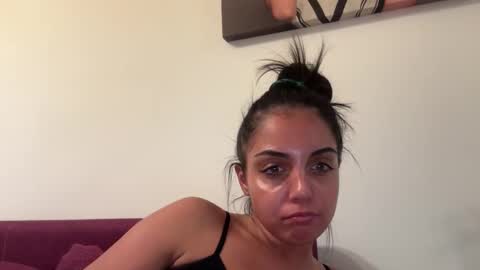 selin_hazal online show from 11-19-25, 08:42