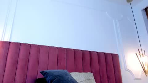 Seline  online show from 10-23-25, 10:08