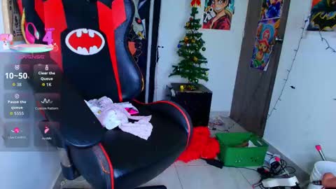  Selinna Kyle  online show from 12-19-25, 07:15