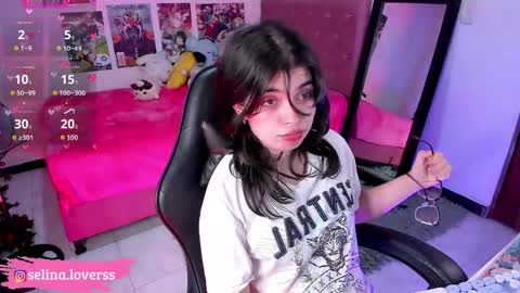 Selina online show from 04-18-26, 03:21