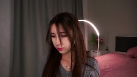 Elizabeth online show from 11-23-25, 03:23