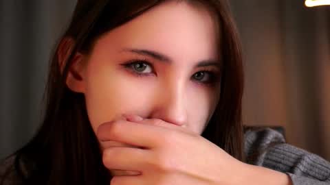 Elizabeth online show from 11-24-25, 03:12