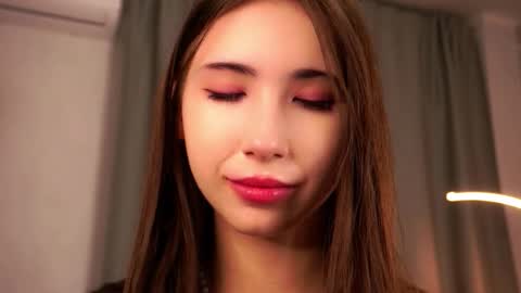 Elizabeth online show from 11-29-25, 03:15