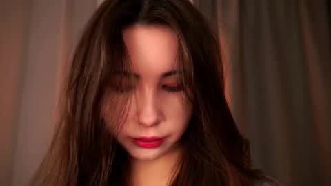 Elizabeth online show from 12-04-25, 05:32