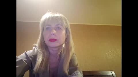 SelinaLovqx online show from 04-01-26, 07:55