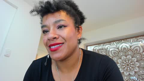 Snapshot of selket_ chatting on 01-06-25, 02:14 Selket online show from 01-06-25, 02:14