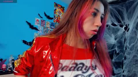 Mindy online show from 10-22-25, 01:28