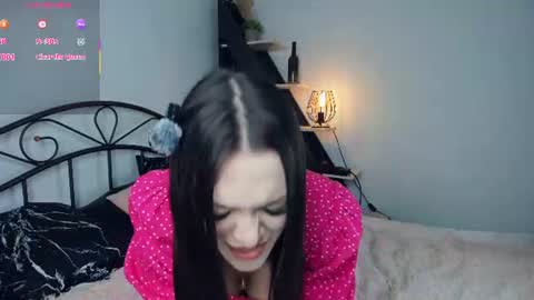 Snapshot of sellectorry chatting on 06-15-26, 07:10 Julia online show from 06-15-26, 07:10