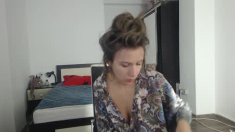 sellena_angels online show from 02-28-25, 10:30