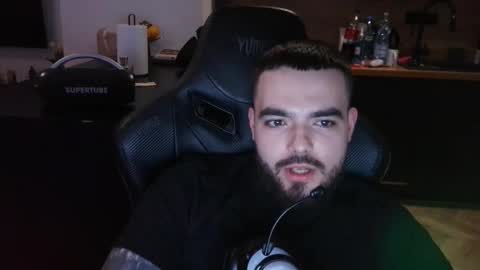 Snapshot of semenmonke chatting on 03-26-26, 10:26 semenmonke online show from 03-26-26, 10:26