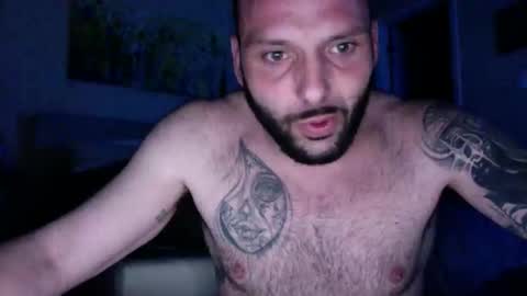 senditquick online show from 11-21-25, 06:56